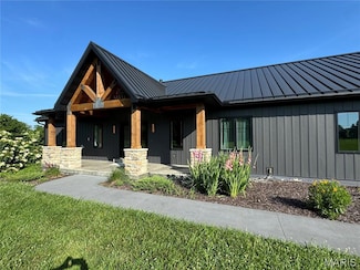 2091 Frene Creek Rd, Hermann, MO 65041