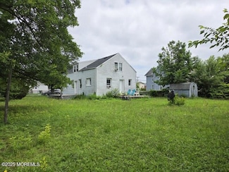 212 Seeley Ave, Keansburg, NJ 07734