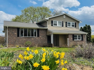 3415 Poinciana Ave, Reading, PA 19605
