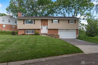 772 Eagledale Cir, Dayton, OH 45429