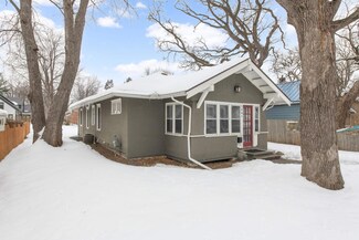 1081 Burgess St, Saint Paul, MN 55103