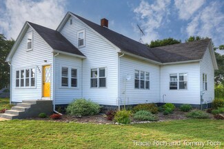 4586 E 120th St, Grant, MI 49327