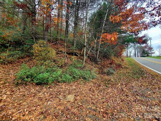 2701 Gouges Creek Rd, Spruce Pine, NC 28777