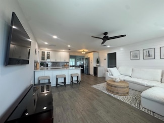 108 SW 9th St, Boynton Beach, FL 33426