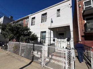 21-23 33rd Ave, Long Island City, NY 11106