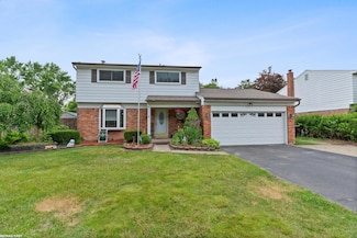 8847 Riverland Dr, Sterling Heights, MI 48314