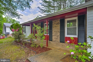 9112 Old Burton Cir, Upper Marlboro, MD 20772