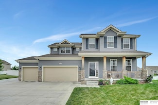 8920 Trader Ct, Lincoln, NE 68507