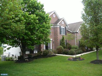 1716 Osprey Dr, Norristown, PA 19403