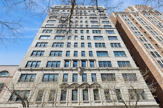 2912 N Commonwealth Ave Unit 10, Chicago, IL 60657