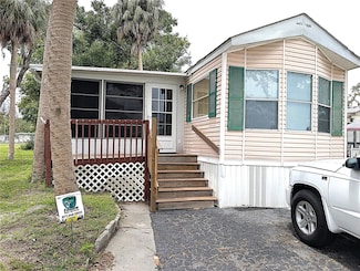 3300 26th Ave E Unit 17, Bradenton, FL 34208