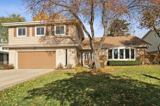 214 E Ivy Ln, Arlington Heights, IL 60004
