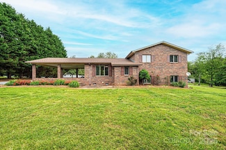 3020 Doc Pugh Rd, Connellys Springs, NC 28612