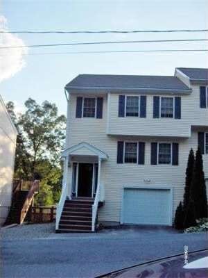42 Heath St, Worcester, MA 01610
