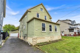 2079 W 105th St, Cleveland, OH 44102