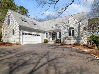 66 Saddleback Ln, East Falmouth, MA 02536