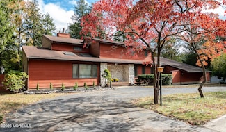 44 Shady Nook Dr, Toms River, NJ 08755