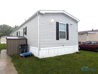 930 E Broadway St, North Baltimore, OH 45872