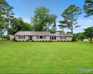 2787 Nance Ford Rd, Hartselle, AL 35640
