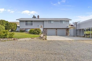 2711 Rest Haven Rd, Yakima, WA 98901