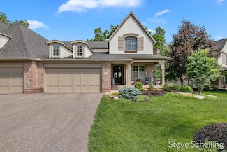 9 Peartree Ln NE Unit 2, Grand Rapids, MI 49546