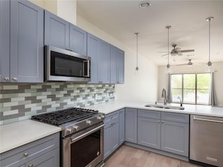 908 Nueces St Unit 35, Austin, TX 78701