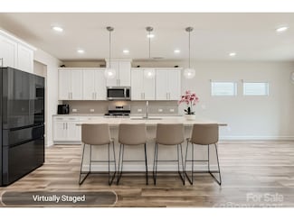 1041 Red Apple St, Monroe, NC 28110