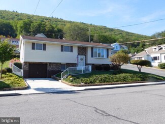 601 E Center St, Nesquehoning, PA 18240