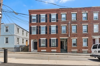 31 Division St Unit 3, Chelsea, MA 02150