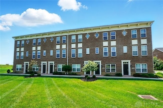 905 Brownstone Row, Springboro, OH 45066