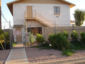 2541 E Adams St, Phoenix, AZ 85034
