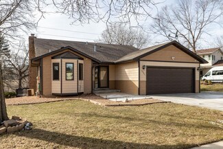 2321 Meadow Hills Dr SW, Rochester, MN 55902