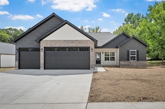 10708 Trenton Ln Unit TBB, Foristell, MO 63348