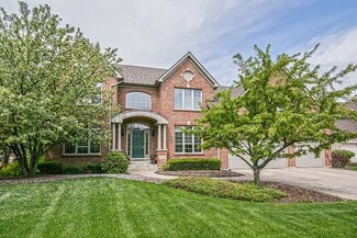 3640 White Eagle Dr, Naperville, IL 60564