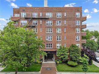 9430 Ridge Blvd Unit 4E, Brooklyn, NY 11209