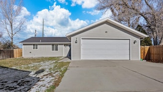 595 Greenfield Cir W, Grand Junction, CO 81504