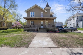 116 N Broad St, Elkhorn, WI 53121
