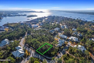 5251 Kingston Cir, Panama City, FL 32408