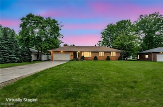 10141 Lynn Dr, North Royalton, OH 44133