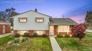 4215 Lexington Dr, Trenton, MI 48183