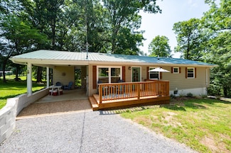 101 Ridgewood Dr, Bristol, TN 37620