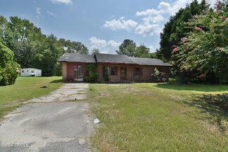 155 Bowers St, Estill, SC 29918