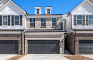 5549 E Spaniel Dr, Ann Arbor, MI 48108