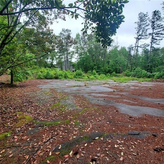 737 Deering Rd SE, Conyers, GA 30094