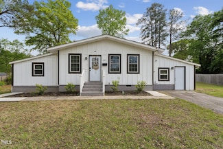 1001 Helms Place, Raleigh, NC 27610
