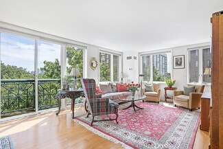 10 Rogers St Unit 402, Cambridge, MA 02142