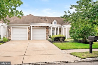 46 Sparrow Dr, Trenton, NJ 08690