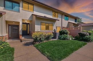 4078 Foss Rd, Columbia Heights, MN 55421