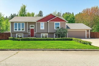 18012 E 11th Ct, Greenacres, WA 99016