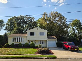 11 Huntington Rd, East Brunswick, NJ 08816
